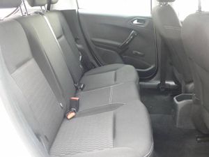 Peugeot 208 ACTIVE 60KW (82CV)  - Foto 11