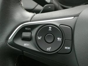 Opel Grandland X Plug-in-Hybrid Ultimate 1.6  AT8  - Foto 34