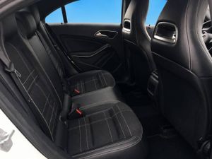 Mercedes CLA CLA 200d  - Foto 8