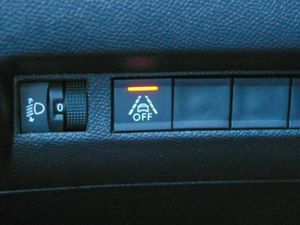 Peugeot 208 208 1.2 Puretech S&S Allure 100  - Foto 32