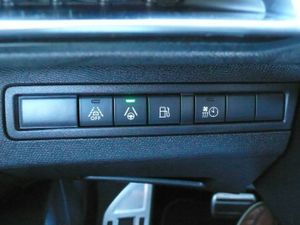 Peugeot 3008 Hybrid 300 e-EAT8 GT 5 Puertas  - Foto 34