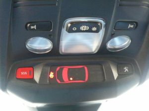 Peugeot 3008 Hybrid 300 e-EAT8 GT 5 Puertas  - Foto 17