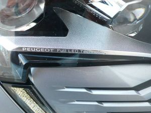 Peugeot 3008 Hybrid 300 e-EAT8 GT 5 Puertas  - Foto 38