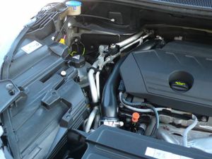 Peugeot 3008 Hybrid 300 e-EAT8 GT 5 Puertas  - Foto 40