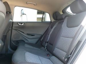 Hyundai IONIQ PHEV 1.6 GDI Klass  - Foto 9