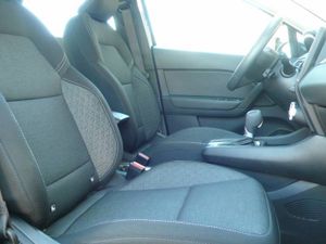 Renault Captur E-TECH Híbrido Enchufable Evolution 117kW  - Foto 14