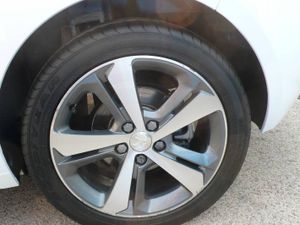 Peugeot 308 1.6e-HDI Allure 115  - Foto 10