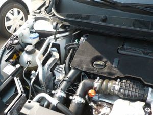 Peugeot 308 1.6e-HDI Allure 115  - Foto 30