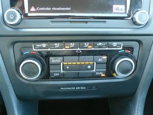Volkswagen Golf 2.0 TDI  SPORT DSG 140CV  - Foto 18