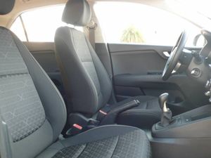 Kia Rio 1.0 T-GDi 74kW (100CV) MHEV iMT Concept  - Foto 12