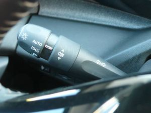 Peugeot 308 Allure 130CV S&S Manual 5 Puertas  - Foto 32