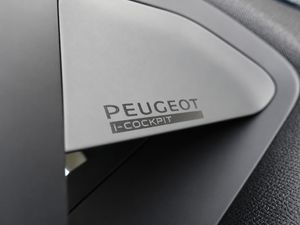 Peugeot e-2008 GT ELECTRICO 136CV  - Foto 16