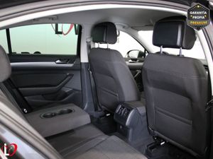 Volkswagen Passat Executive 2.0 TDI 110kW (150CV) DSG - Foto 22