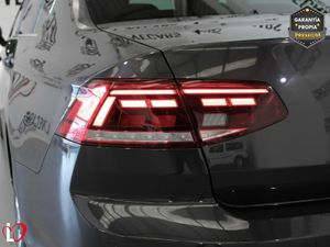 Volkswagen Passat Executive 2.0 TDI 110kW (150CV) DSG - Foto 32