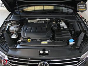 Volkswagen Passat Executive 2.0 TDI 110kW (150CV) DSG - Foto 11