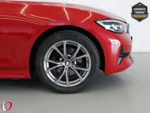 BMW Serie 3 320d Auto.Touring - Foto 13