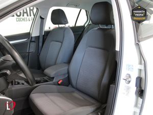 Volkswagen Golf Life 1.0 TSI 81kW (110CV) - Foto 19