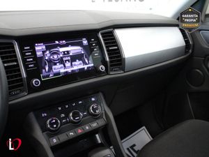 Skoda Kodiaq 2.0 TDI AB TECH AMBITION DSG 150 - Foto 42