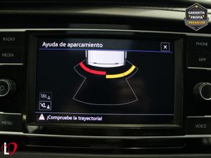 Volkswagen Transporter 2.0 TDI T6 COMBI 9 LARGA 110 - Foto 14