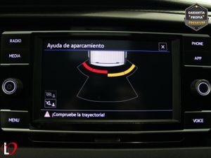 Volkswagen Transporter 2.0 TDI T6 COMBI 9 LARGA 110 - Foto 13