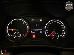 Volkswagen Transporter 2.0 TDI T6 COMBI 9 LARGA 110 - Foto 9