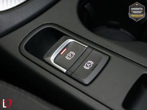 Audi Q3 Design ed 2.0 TDI 110kW (150CV) S tronic - Foto 43