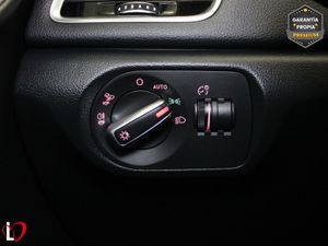 Audi Q3 Design ed 2.0 TDI 110kW (150CV) S tronic - Foto 35