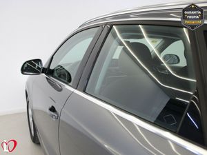 Audi Q3 Design ed 2.0 TDI 110kW (150CV) S tronic - Foto 29