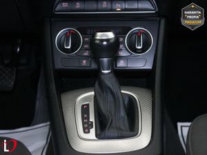 Audi Q3 Design ed 2.0 TDI 110kW (150CV) S tronic - Foto 42