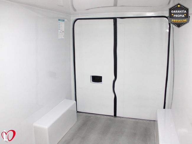Peugeot Boxer FURGÓN 335 L3H2 BlueHDi 140 S&S ISOTERMO