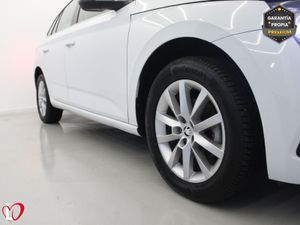 Skoda Scala 1.0 TSI 81KW (110 CV) Ambition - Foto 28