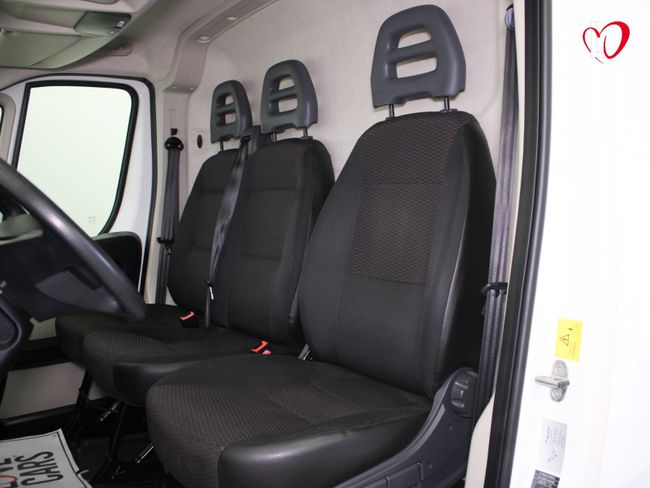 Peugeot Boxer 335 L2 H2 BlueHDi ISOTERMO + EQUIPO FRIO 130 (0 GRADOS)