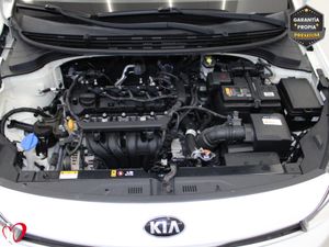 Kia Rio 1.2 DPi 62kW (84CV) Concept - Foto 9