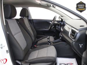 Kia Stonic 1.2 DPi 62kW (84CV) Concept - Foto 17