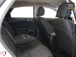 Kia XCeed 1.6 MHEV iMT Drive 100kW (136CV) - Foto 20