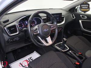Kia XCeed 1.6 MHEV iMT Drive 100kW (136CV) - Foto 15
