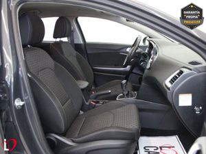 Kia XCeed 1.6 MHEV iMT Drive 100kW (136CV) - Foto 19