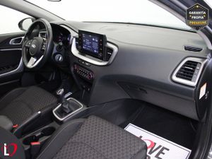 Kia XCeed 1.6 MHEV iMT Drive 100kW (136CV) - Foto 17