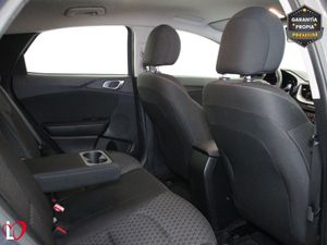 Kia XCeed 1.6 MHEV iMT Drive 100kW (136CV) - Foto 21