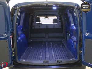 Volkswagen Caddy 2.0 TDI FURGÓN CERRADO MAXI 102 - Foto 9