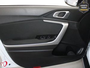 Kia XCeed 1.0 T-GDi Concept 88kW (120CV) - Foto 13