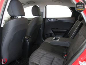 Kia XCeed 1.6 MHEV iMT Drive 100kW (136CV) - Foto 21