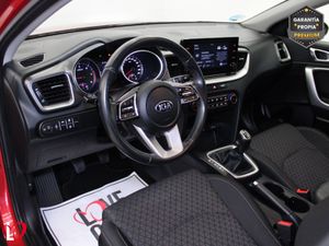 Kia XCeed 1.6 MHEV iMT Drive 100kW (136CV) - Foto 17