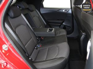 Kia XCeed 1.6 MHEV iMT Drive 100kW (136CV) - Foto 24
