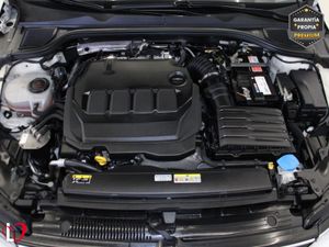 Volkswagen Golf Life 2.0 TDI 85kW (115CV) - Foto 11