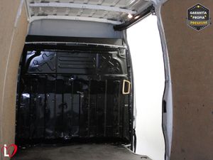 Iveco Daily 2.3 TD FURGON L4 H2 16M3 170 - Foto 25