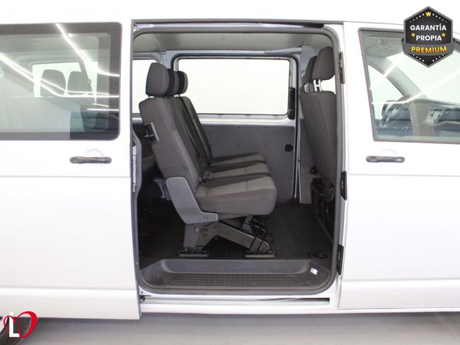 Volkswagen Transporter 2.0 TDI T6 COMBI 9 LARGA 110