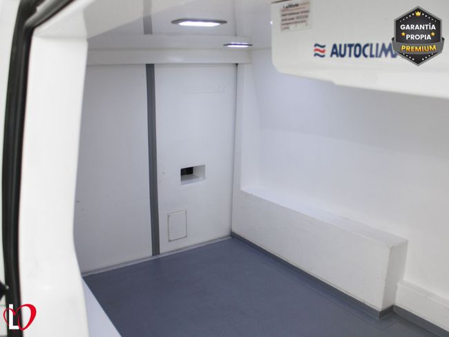Volkswagen Transporter 2.0 TDI FURGÓN ISOTERMO + EQUIPO FRIO 110