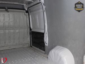 Fiat Ducato 2.2 MJT 35 L2 H2 FURGÓN CERRADO 140 - Foto 24