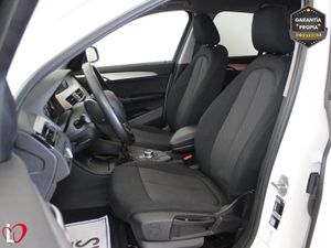 BMW X1 sDrive18d - Foto 19